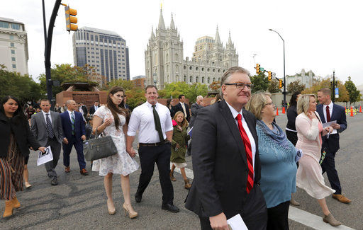 Mormons to spend less time at church on Sundays, leaders say